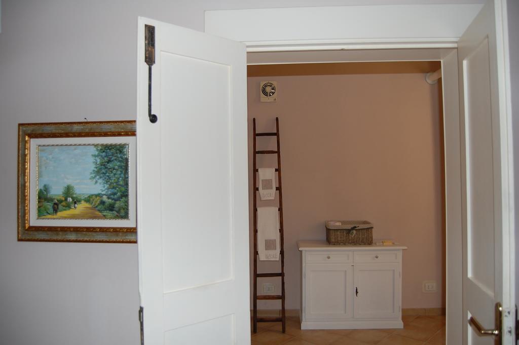 A Casa Di Francesca Apartment เลชเช ภายนอก รูปภาพ