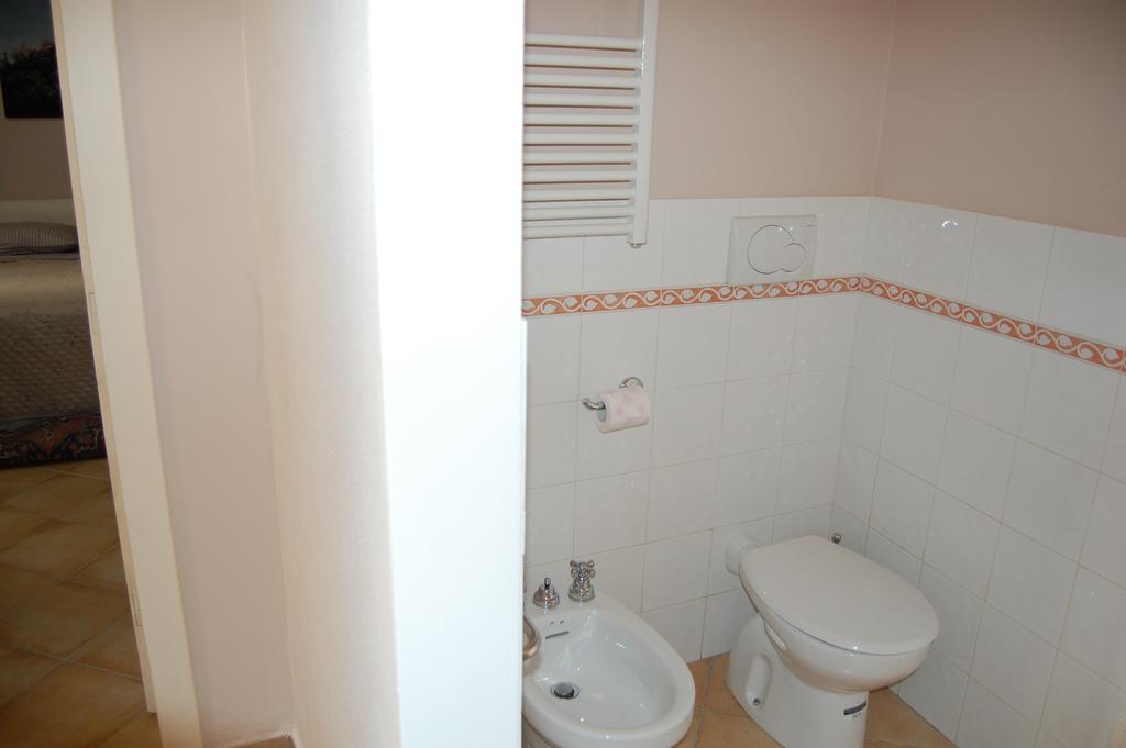 A Casa Di Francesca Apartment เลชเช ภายนอก รูปภาพ